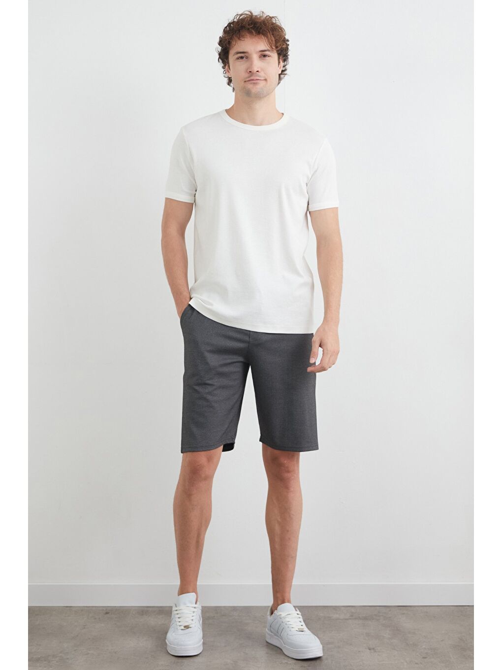 Antrasit Beli Bağlamalı Cepli Şort-1