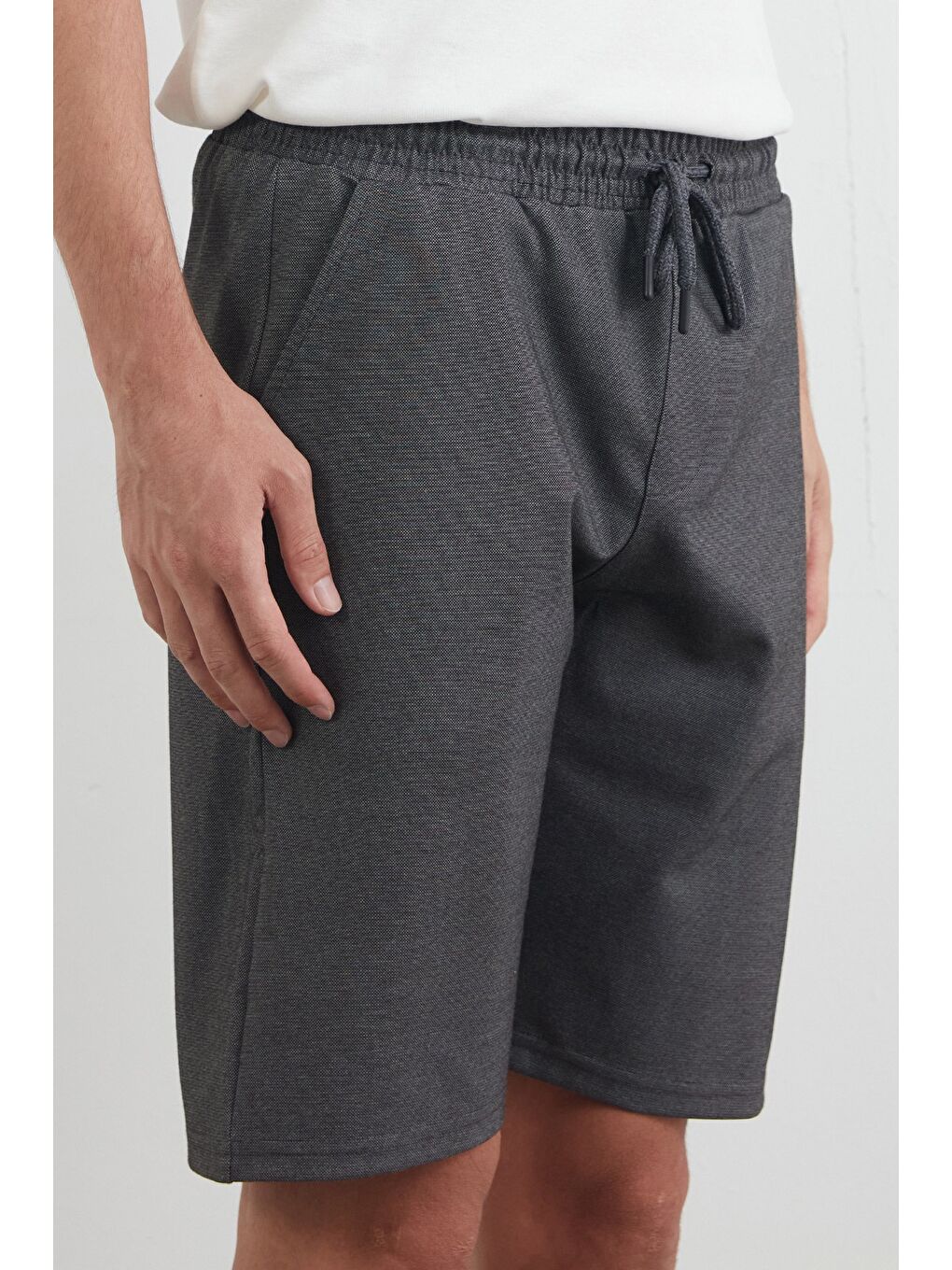 Antrasit Beli Bağlamalı Cepli Şort-4