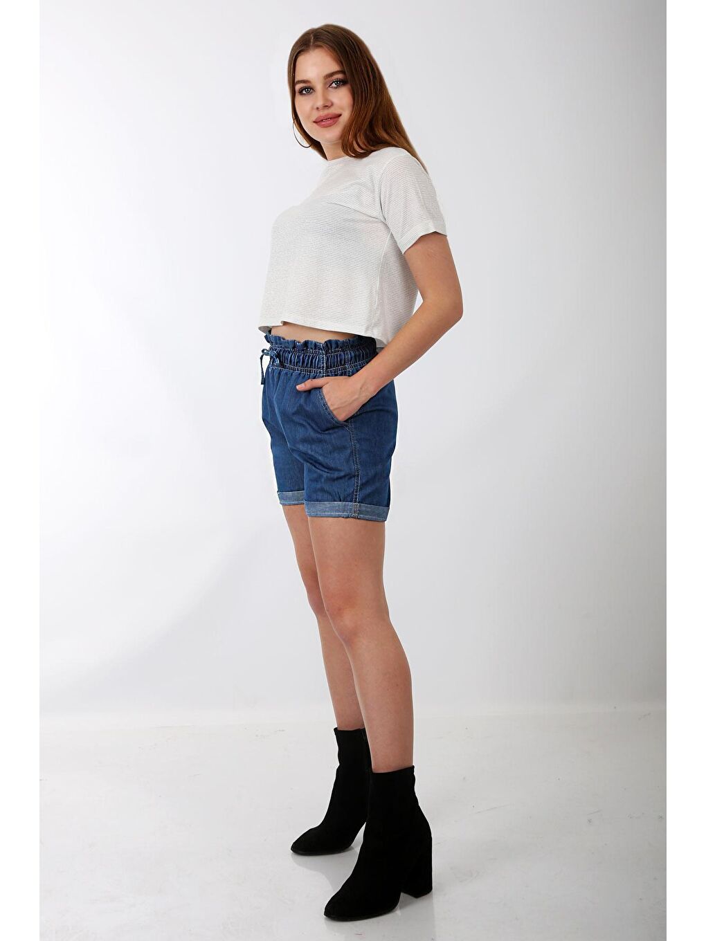 Mavi Kadın Beli Lastikli Denim Şort-1