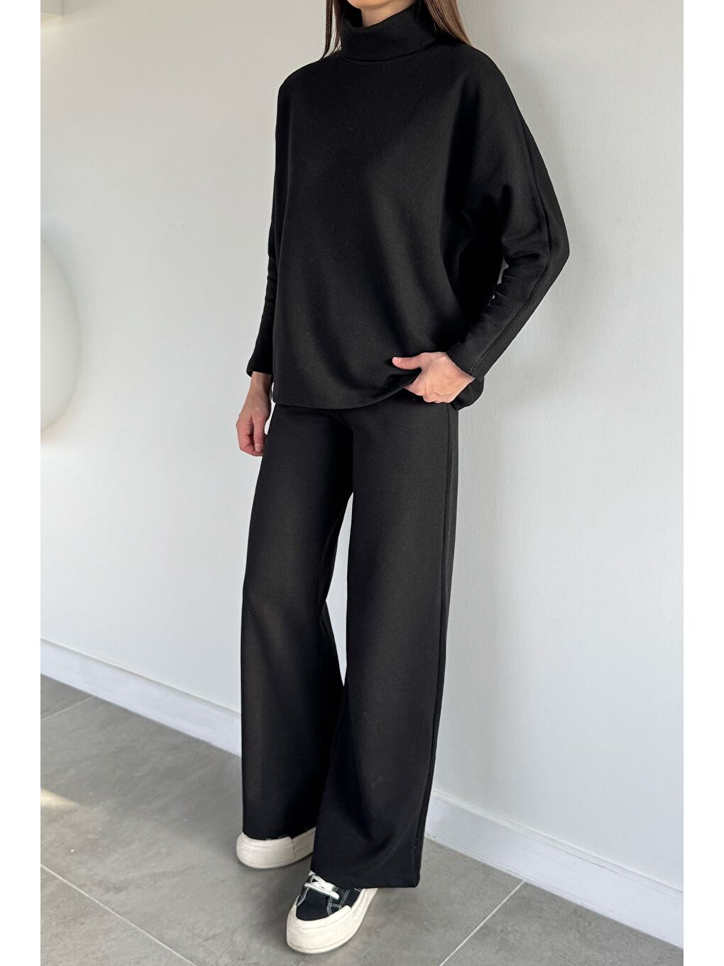 Siyah Balıkçı Yaka Salaş Bluz Pantolon İkili Takım-1