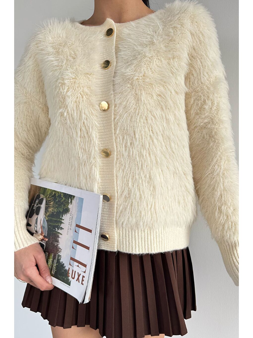 Ekru Kadın Ön Düğmeli Sakallı Triko Ceket-1