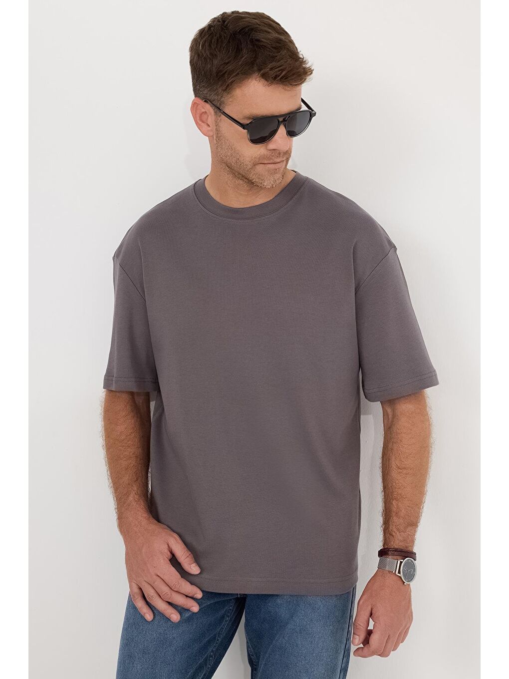 Gri Unisex Oversize Geniş Kesim %100 Pamuk Yumuşak Dokulu Basic Bisiklet Yaka Füme Tişört-1