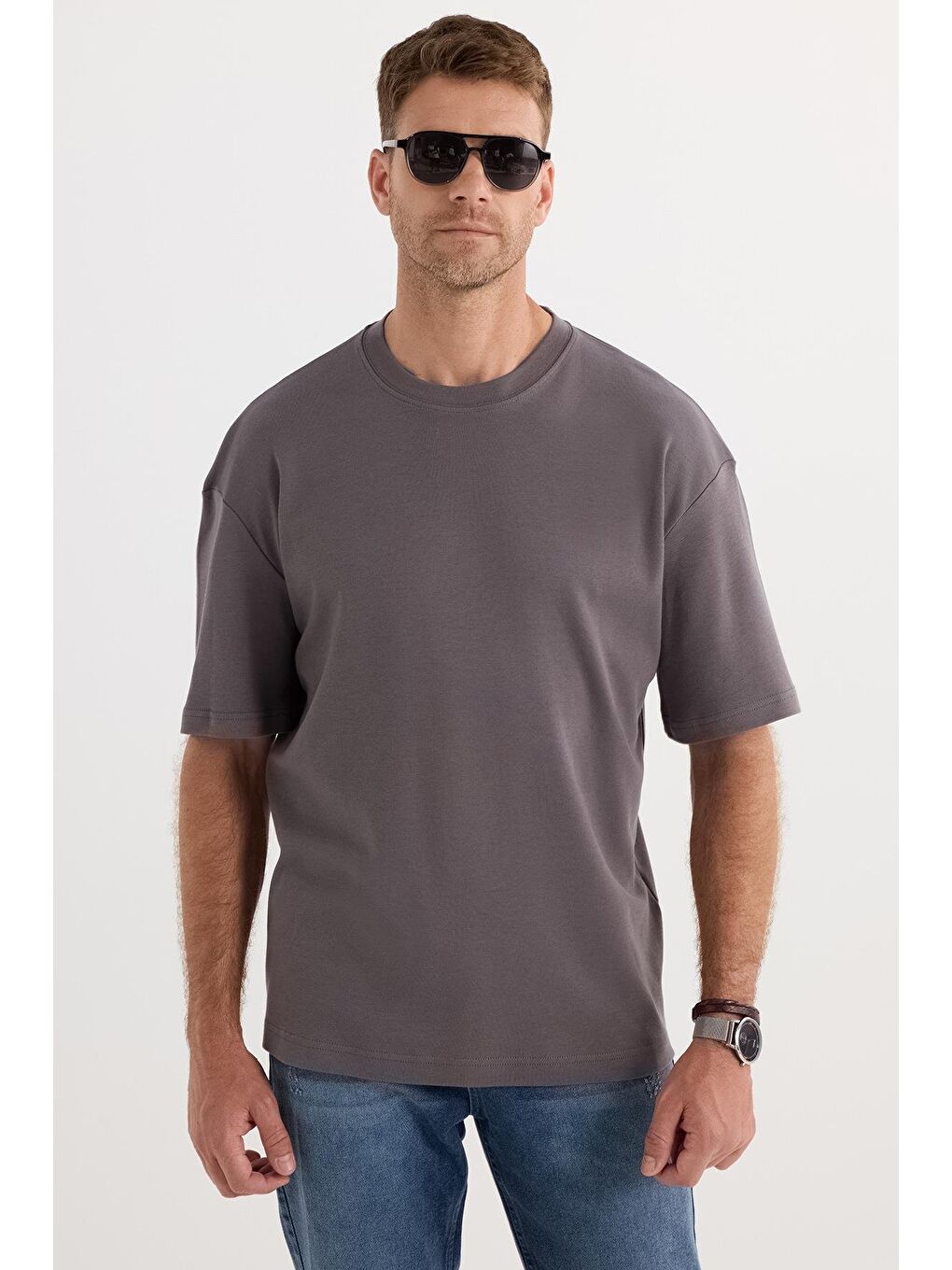 Gri Unisex Oversize Geniş Kesim %100 Pamuk Yumuşak Dokulu Basic Bisiklet Yaka Füme Tişört-3