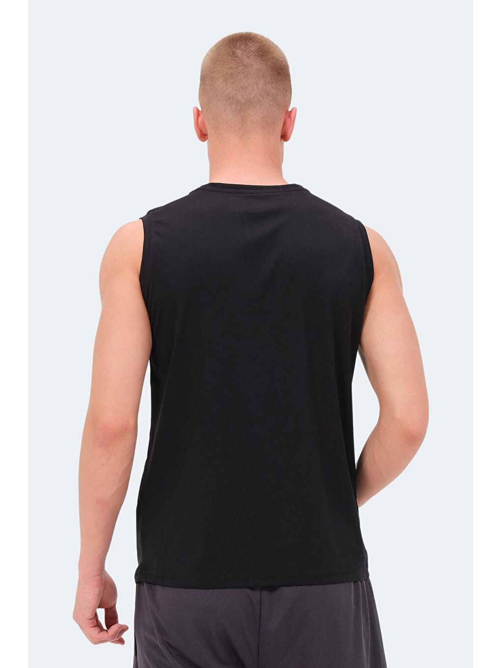 NELU Erkek Kolsuz Tişört Siyah-1