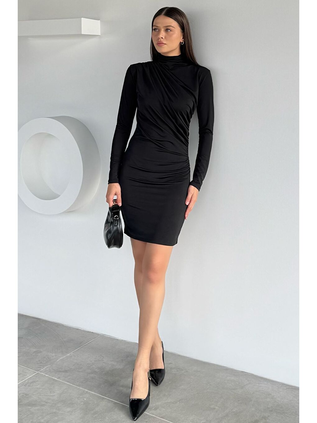 Siyah Kadın Drapeli Kısa Elbise