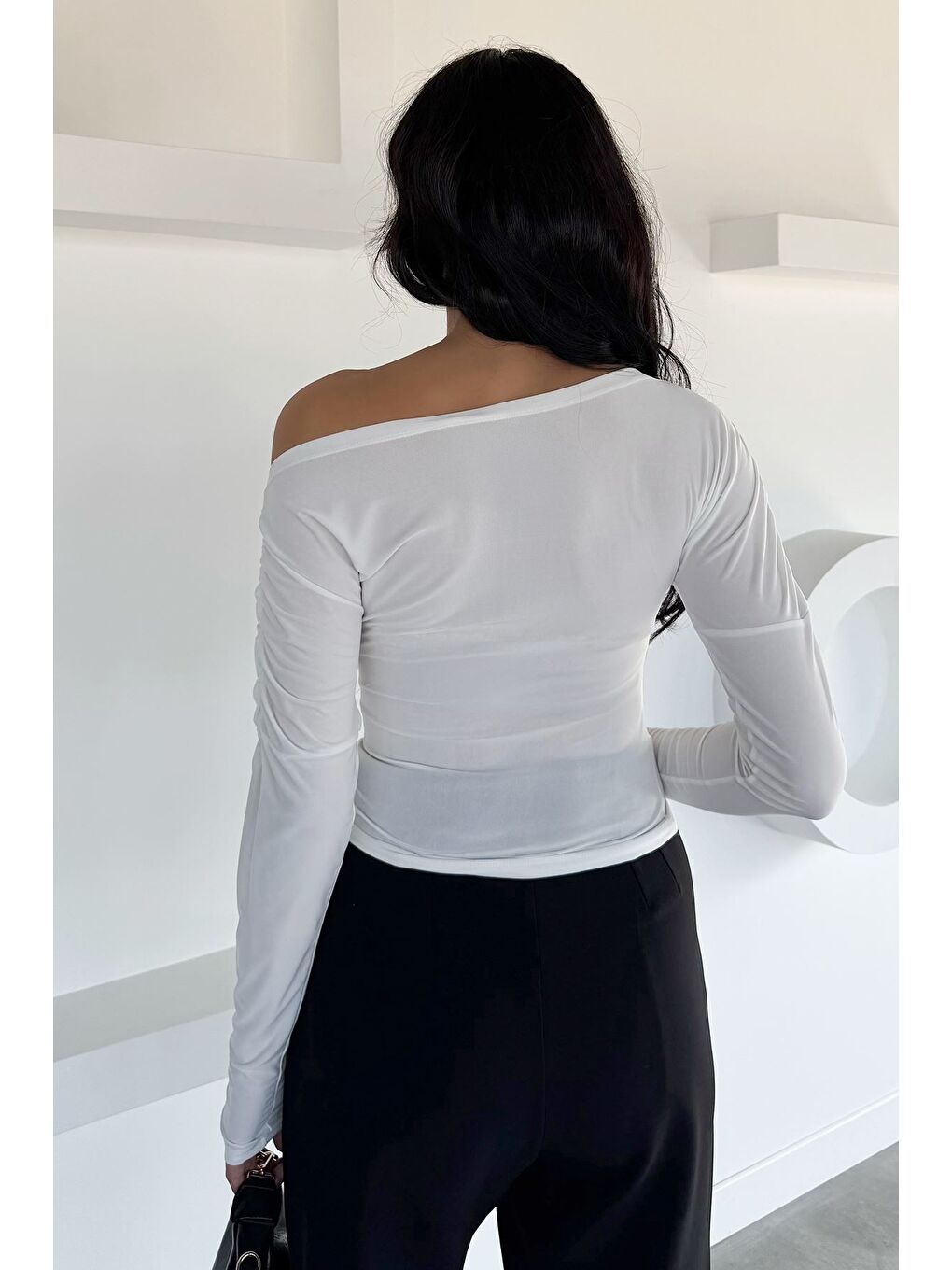 Ekru Kadın Omuz Büzgülü Elastanlı Bluz-3