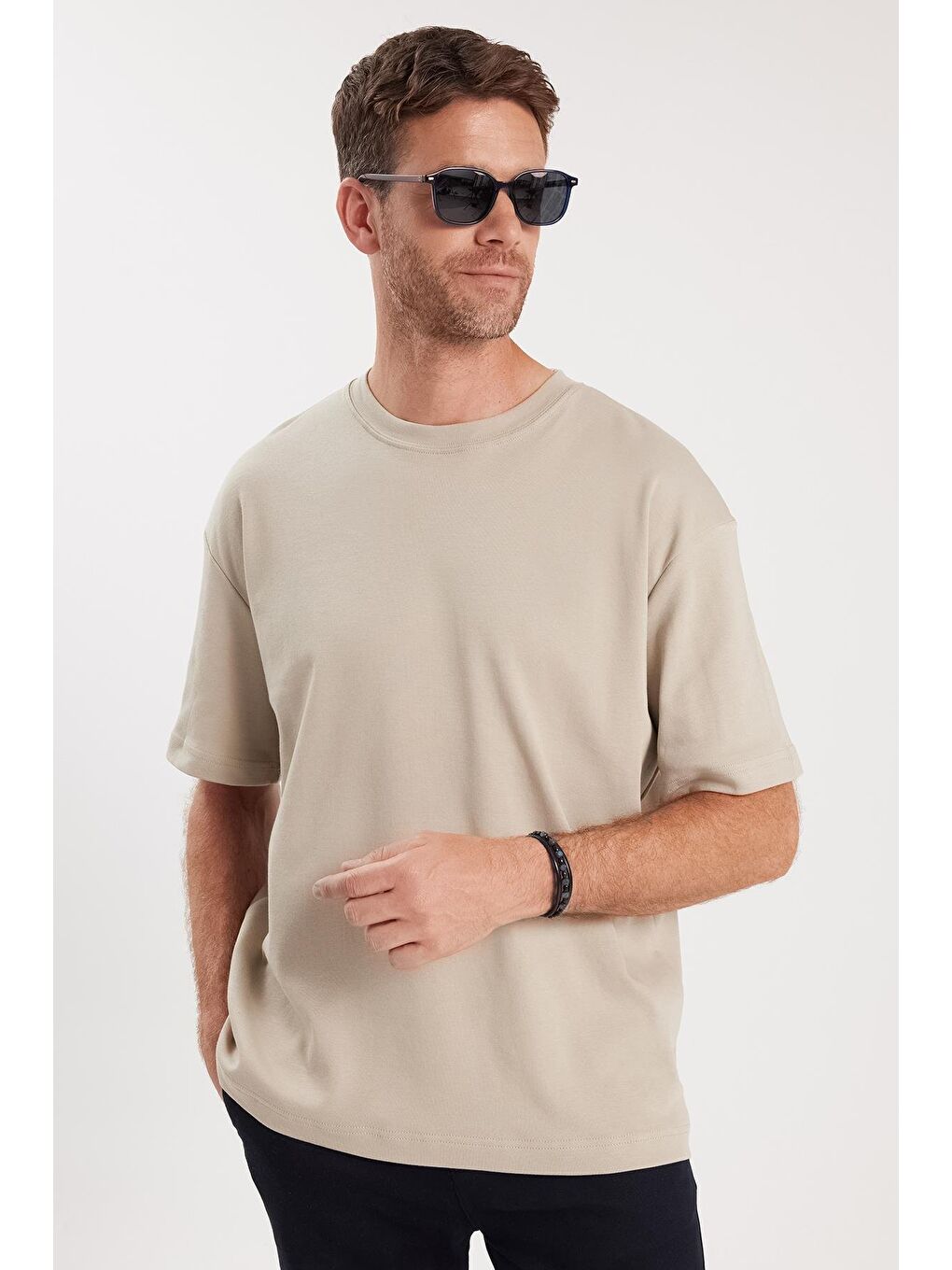 Bej Unisex Oversize Geniş Kesim %100 Pamuk Yumuşak Dokulu Basic Bisiklet Yaka Taş Tişört