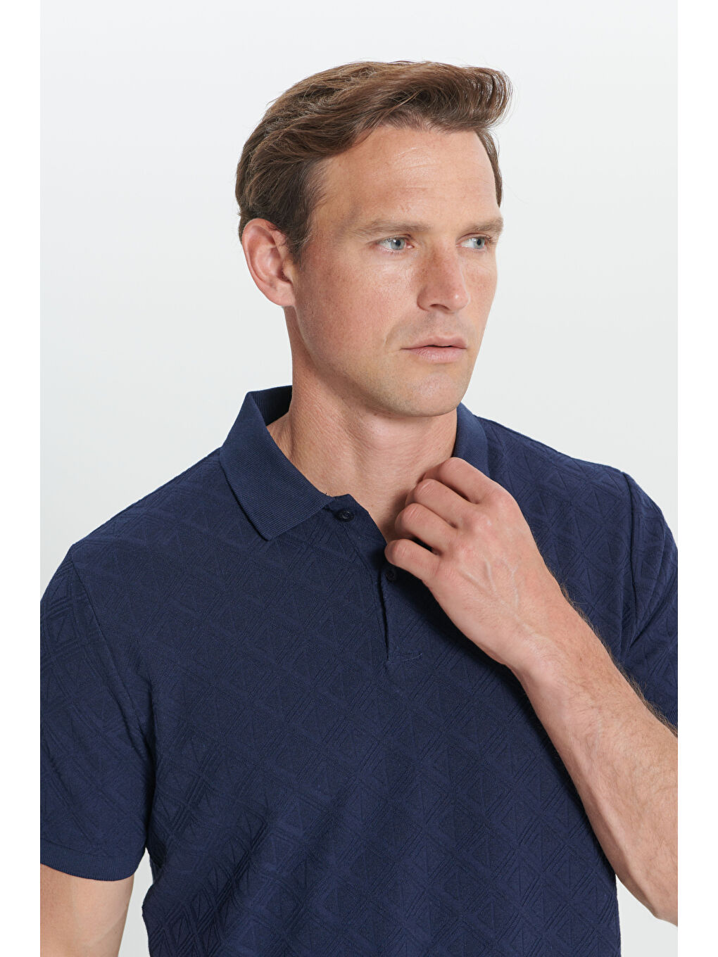 Erkek İndigo Standart Fit Normal Kesim Pamuklu Baklava Desenli Polo Yaka Tişört-3