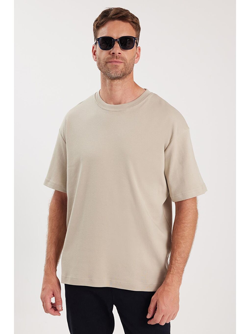 Bej Unisex Oversize Geniş Kesim %100 Pamuk Yumuşak Dokulu Basic Bisiklet Yaka Taş Tişört-4