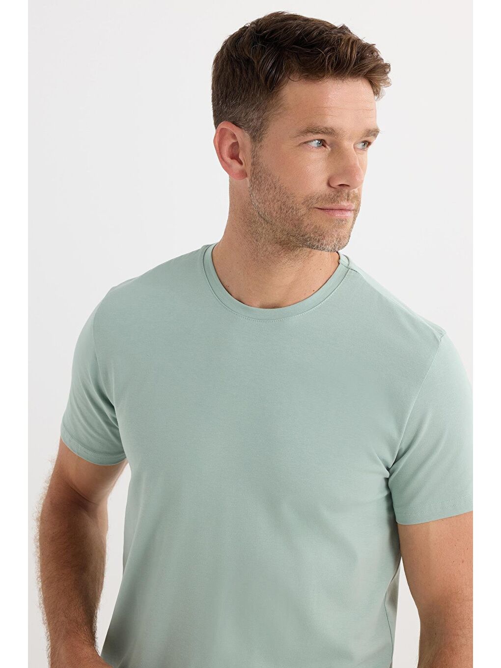 Erkek Slim Fit Dar Kesim Pamuklu Yumuşak Doku Elastanlı Esnek Kumaş Yeşil Bisiklet Yaka Tişört-1