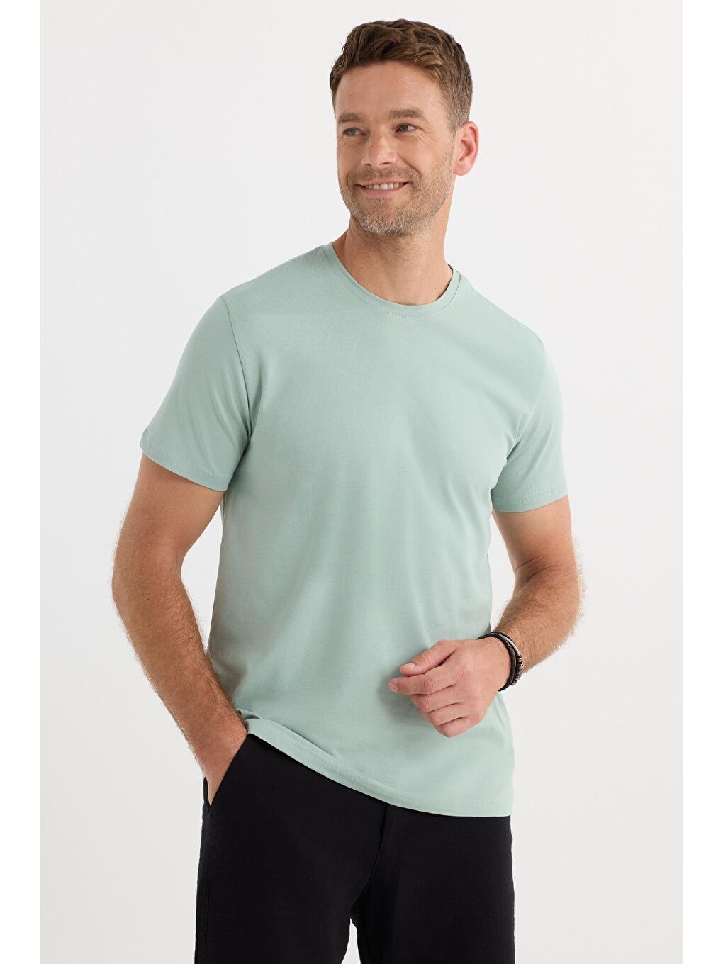 Erkek Slim Fit Dar Kesim Pamuklu Yumuşak Doku Elastanlı Esnek Kumaş Yeşil Bisiklet Yaka Tişört-4