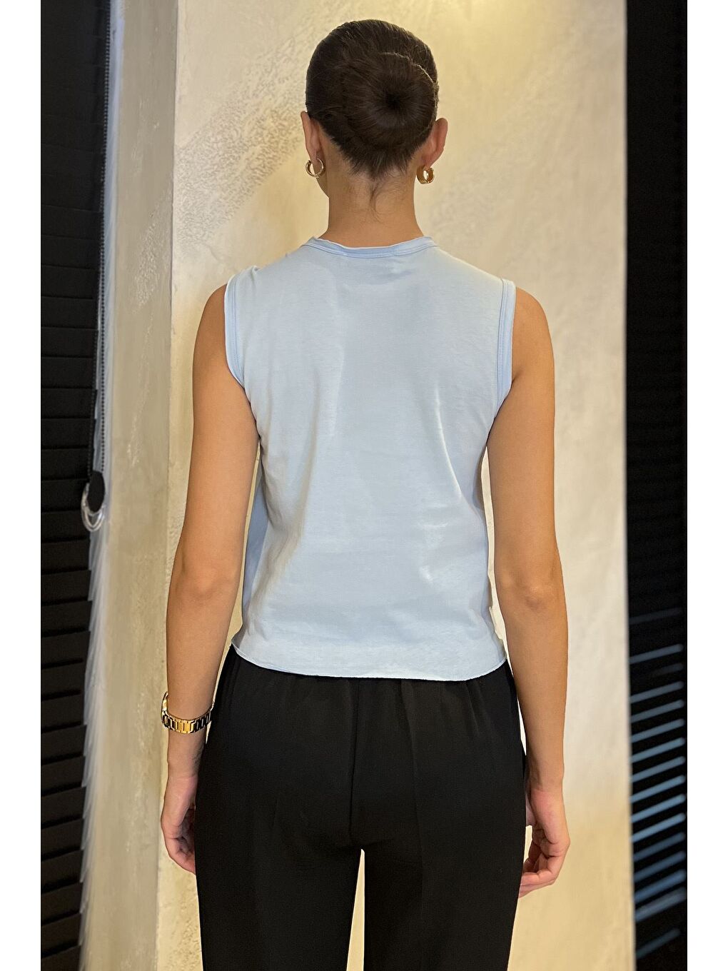 Mavi Ön Bağlamalı Omuz Tokalı Kadın Bluz-2