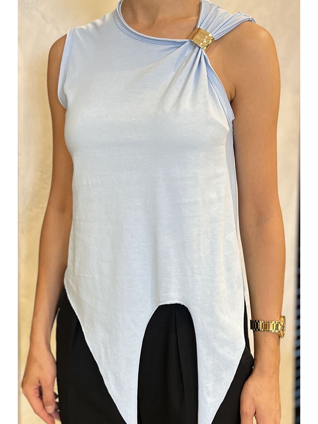 Mavi Ön Bağlamalı Omuz Tokalı Kadın Bluz-3