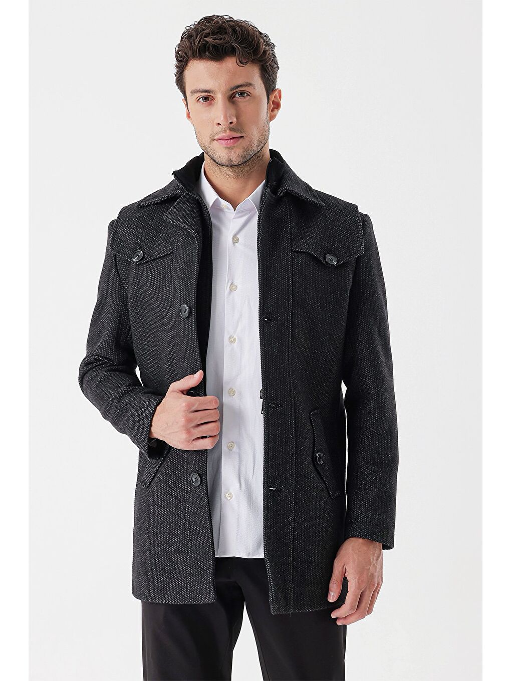 Siyah Kaşe Bebe Yaka Desenli Astarlı Slim Fit Dar Kesim Klasik Kaban 1008235156