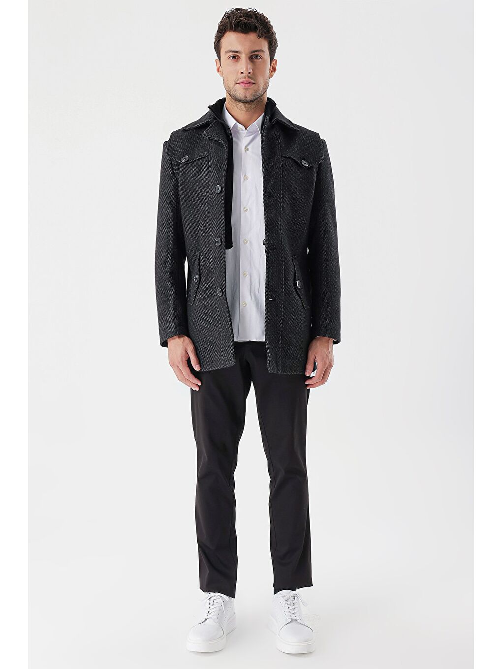 Siyah Kaşe Bebe Yaka Desenli Astarlı Slim Fit Dar Kesim Klasik Kaban 1008235156-1