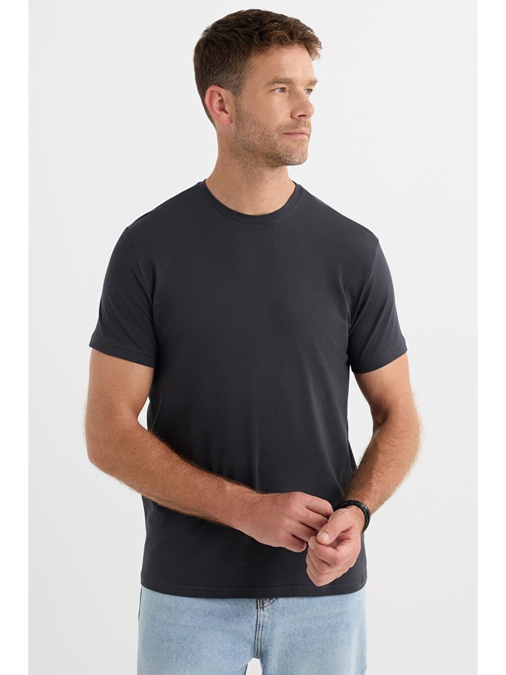 Erkek Slim Fit Dar Kesim Pamuklu Yumuşak Doku Elastanlı Esnek Kumaş Basic Gri Bisiklet Yaka Tişört-3