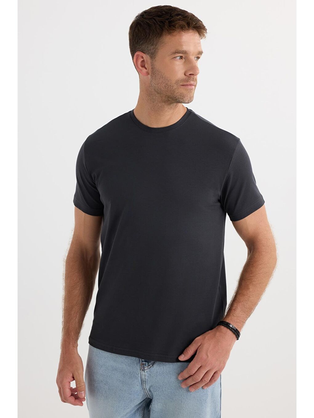 Erkek Slim Fit Dar Kesim Pamuklu Yumuşak Doku Elastanlı Esnek Kumaş Basic Gri Bisiklet Yaka Tişört-4