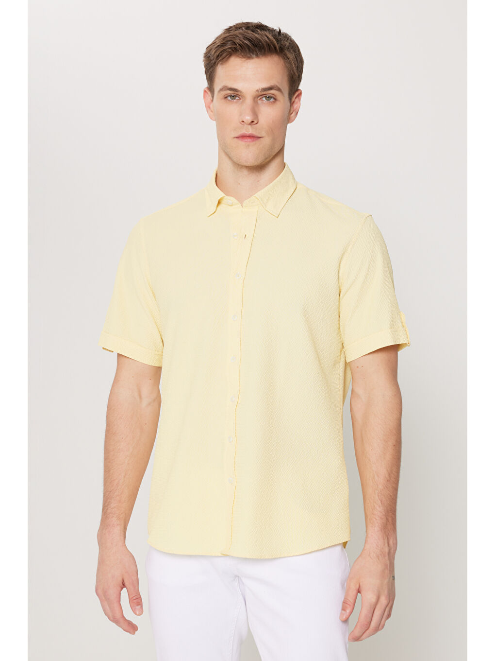 Erkek Sarı Slim Fit Dar Kesim Gizli Düğme Yaka Kısa Kollu Gömlek