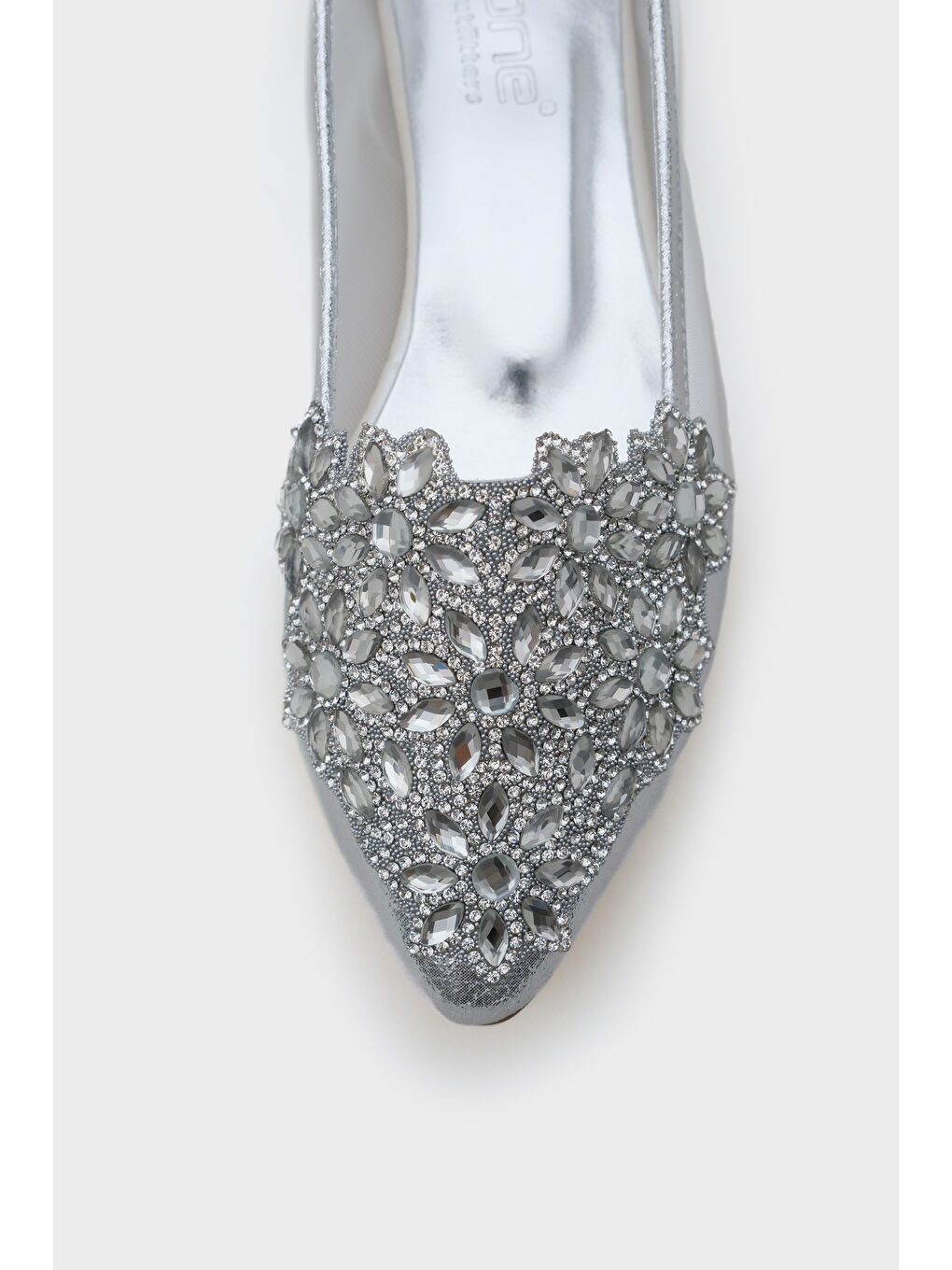 Gri Aida Sivri Burunlu Fileli Taşlı Kadın Babet-1