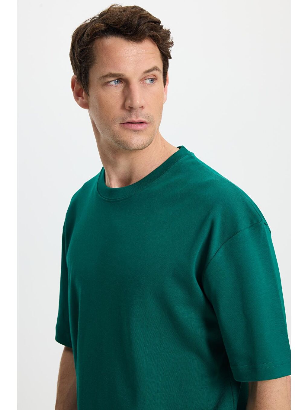 Unisex Oversize Geniş Kesim %100 Pamuk Yumuşak Dokulu Basic Bisiklet Yaka Yeşil Tişört-1