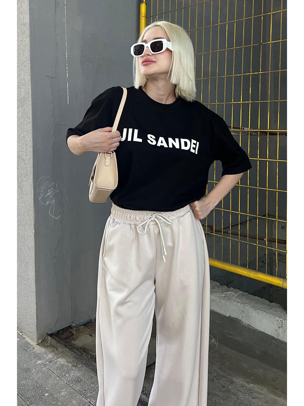 Siyah Oversize Baskılı Bisiklet Yaka Kısa Kollu Tişört Mg2126