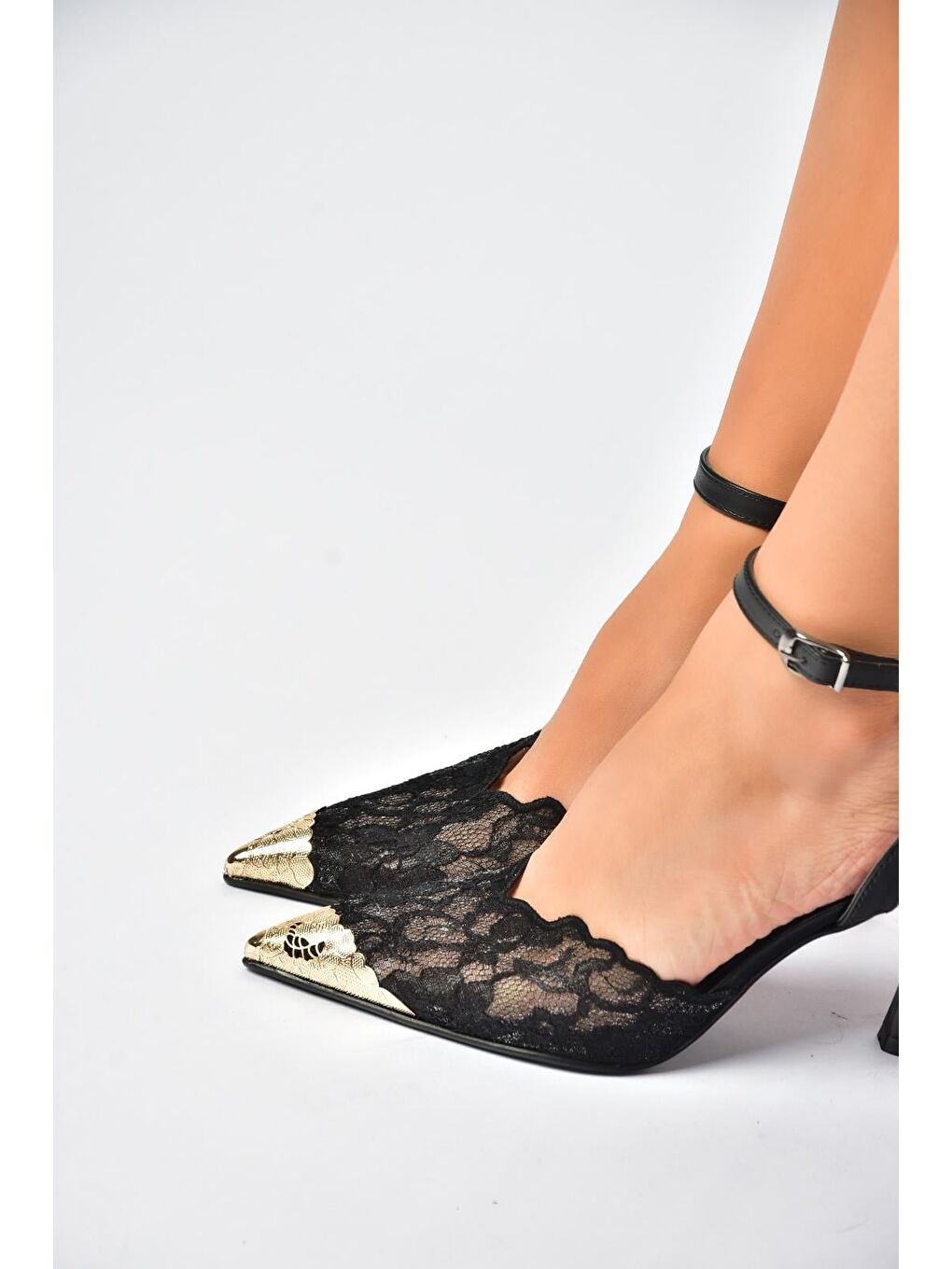 Siyah Kadın Topuklu Ayakkabı Y752082806-1