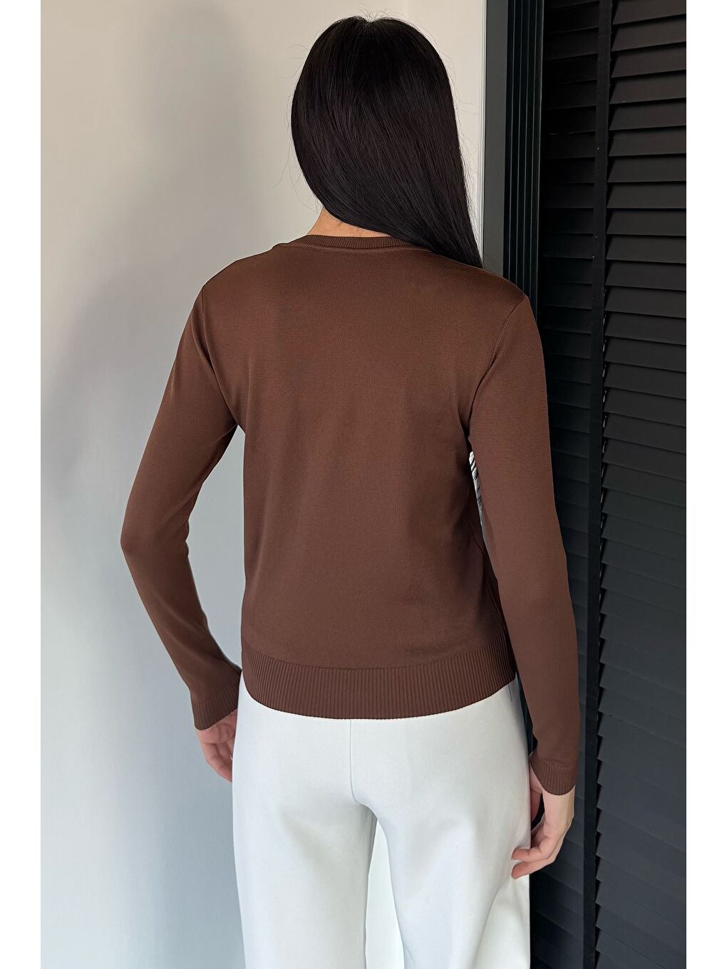 Kahverengi Kadın Bisiklet Yaka Çiçek Figürlü Triko Bluz-3