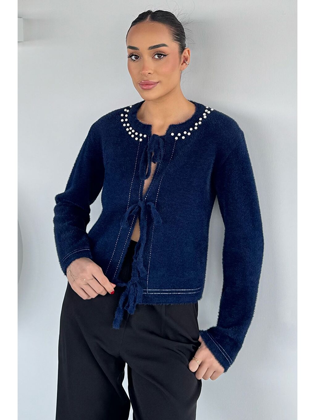 Lacivert Kadın Ön Bağlamalı İnci Detaylı Yumoş Triko Ceket (s-m-l Uyumludur)-1