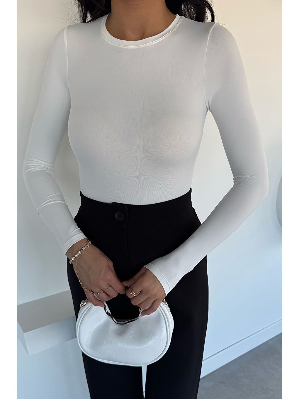 Ekru Kadın Bisiklet Yaka Çıtçıtlı Bodysuit-2