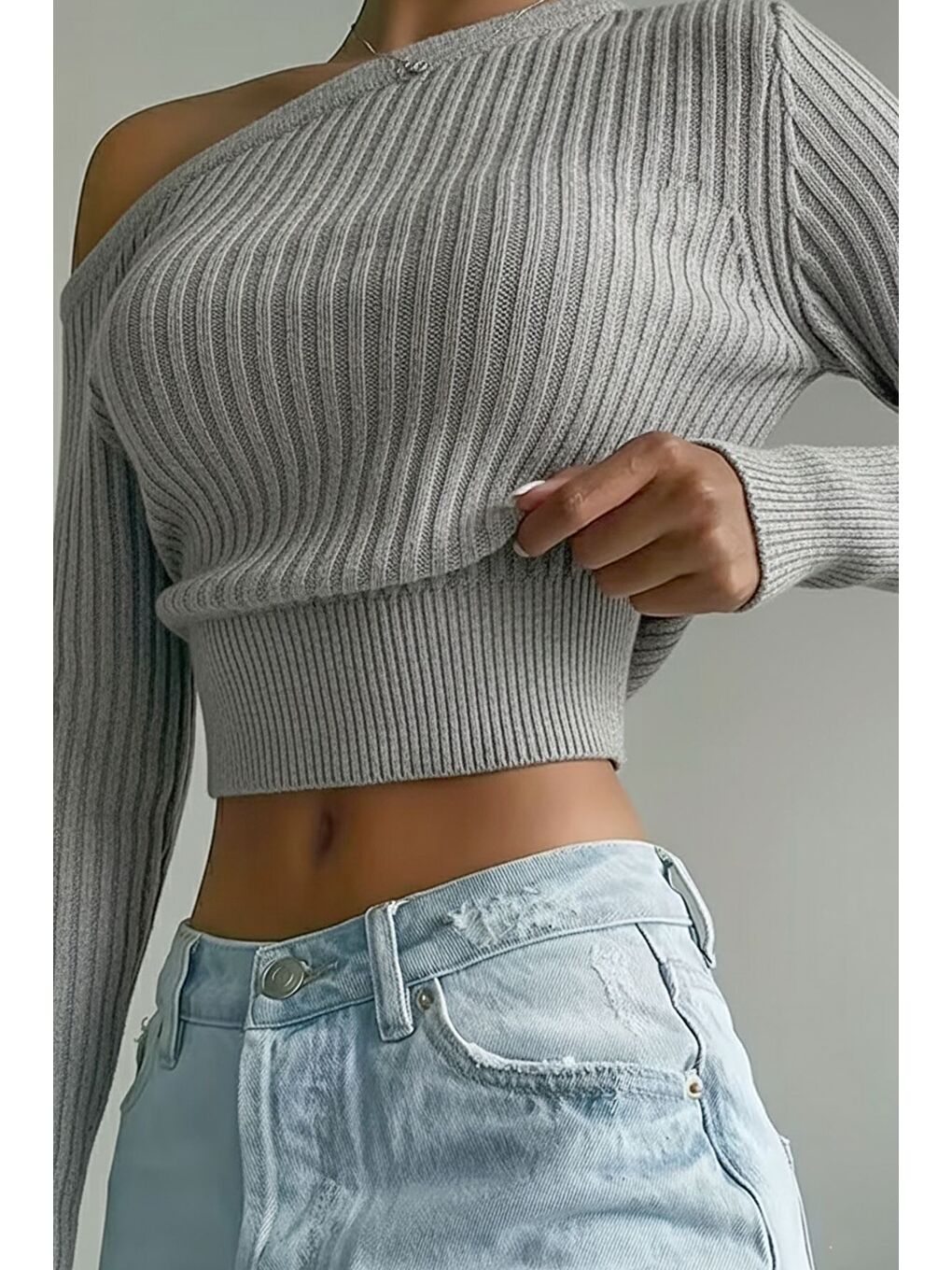 Gri Omuz Açık Kabartmalı Kadın Triko Kazak