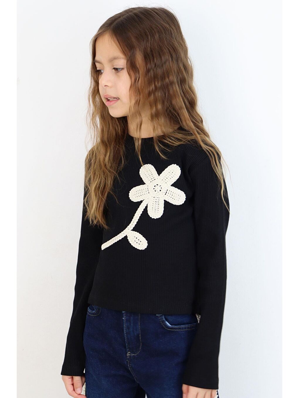 Kız Çocuk Uzun Kollu Tişört Örgü Çiçek Aplikeli Siyah (6-12 Yaş)-1