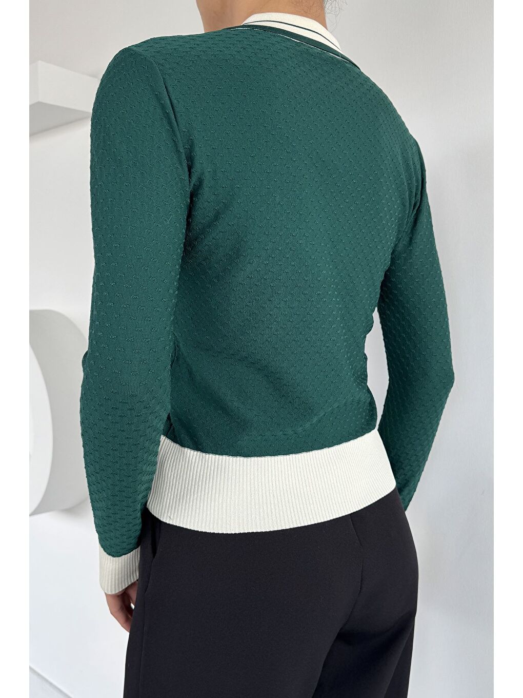 Yeşil Kadın Polo Yaka İncili Düğme Detaylı Triko Hırka (s-m-l Beden Uyumludur.)-2