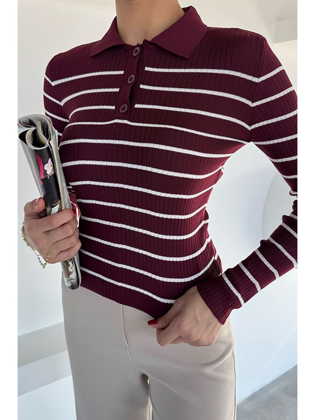 Bordo Kadın Polo Yaka Çizgili Yarım Düğmeli Triko Kazak