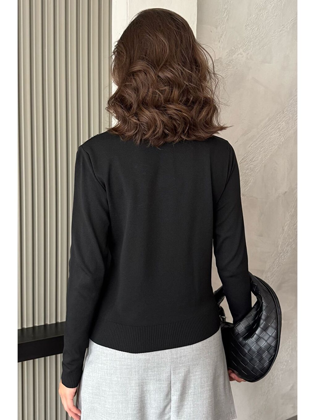 Siyah Kadın Bisiklet Yaka Çiçek Figürlü Triko Bluz-4