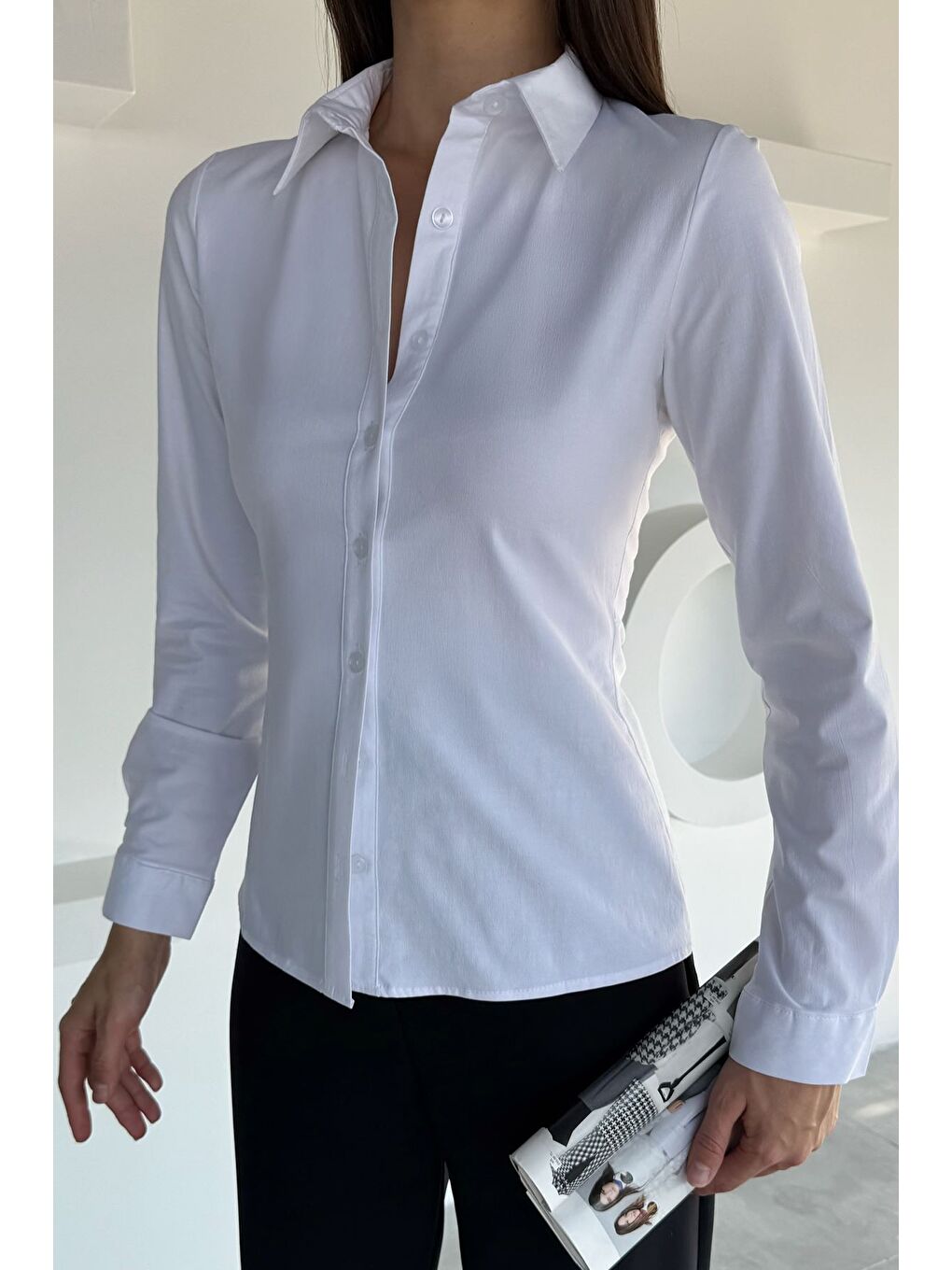 Beyaz Kadın Slim Fit Gömlek