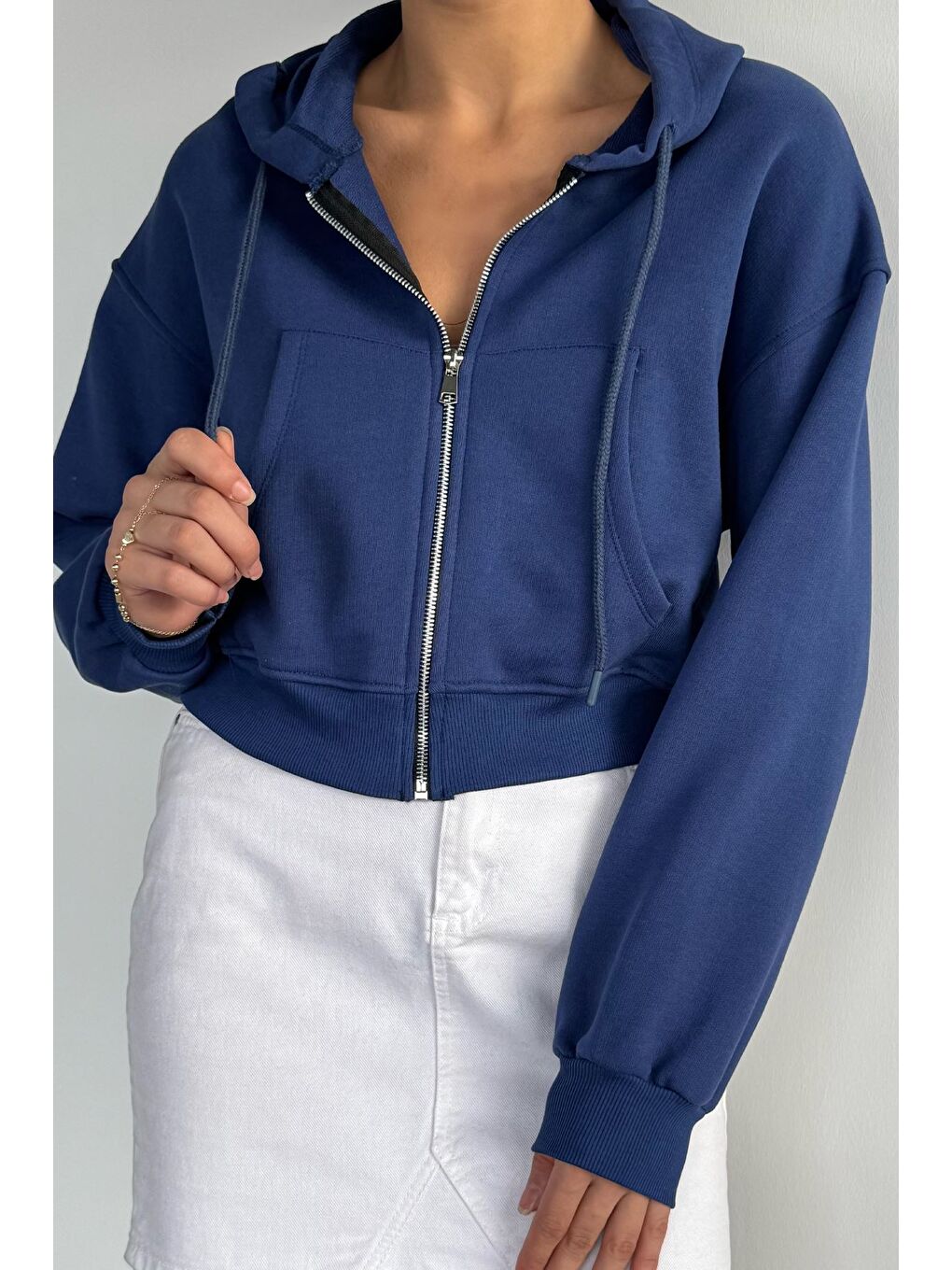 Lacivert Kadın Ön Fermuarlı Kapüşonlu Çift Cepli Sweatshirt-2