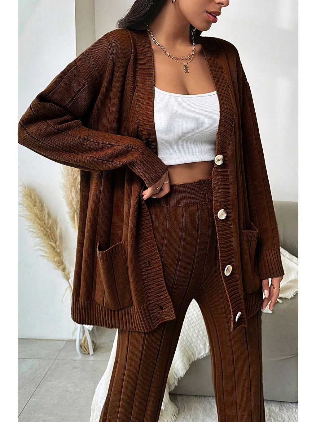 Kahverengi Kadın Ön Düğmeli Kendinden Çizgi Desenli Triko Hırka Pantolon İkili Takım-2