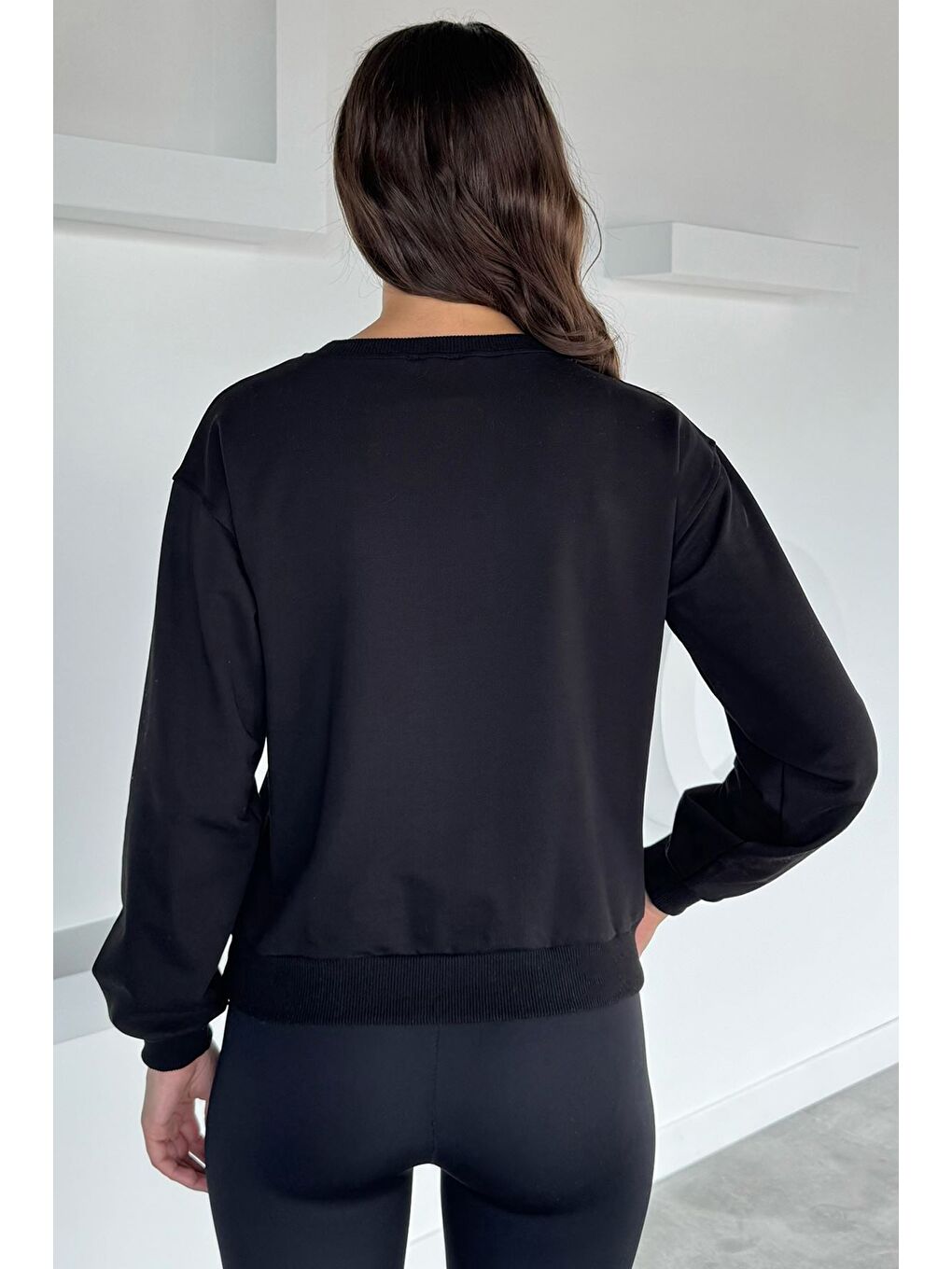 Siyah Kadın Ön Baskılı Bisiklet Yaka Sweatshirt-3