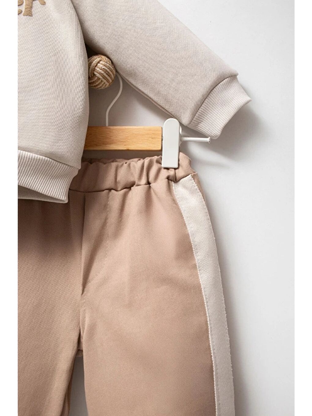 Bej Sweatshirt ve Pantolon İkili Çocuk Kombini 9078-4