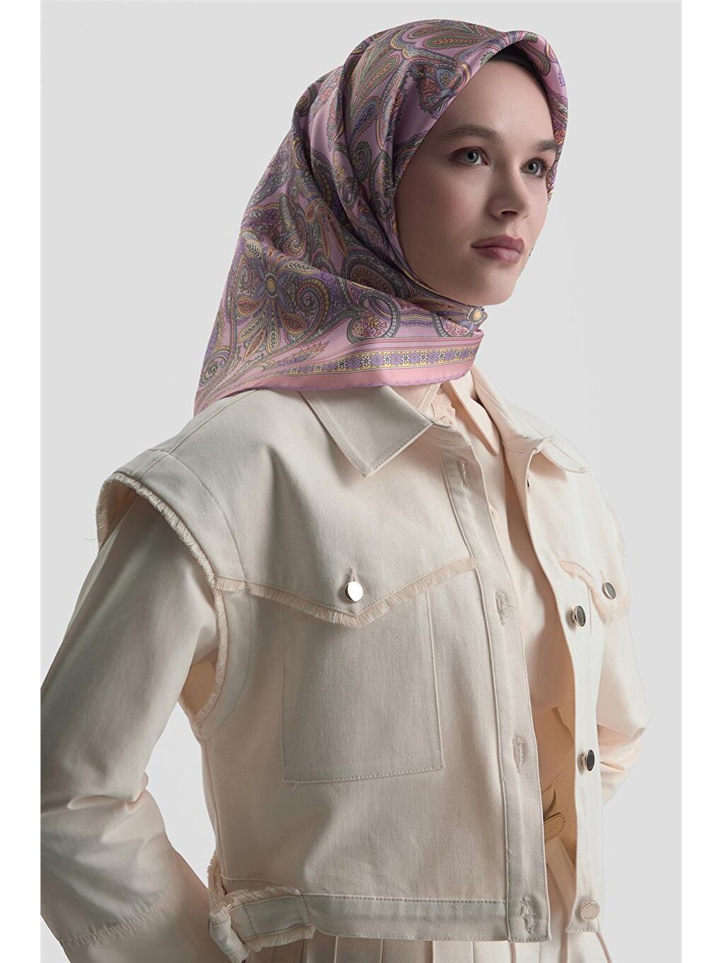 Pembe Etnik Desen Saf İpek Twill Eşarp 9421D 07