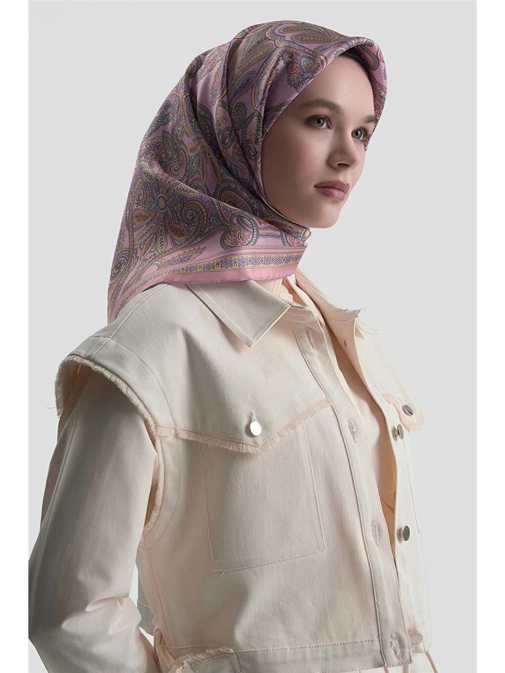 Pembe Etnik Desen Saf İpek Twill Eşarp 9421D 07-1