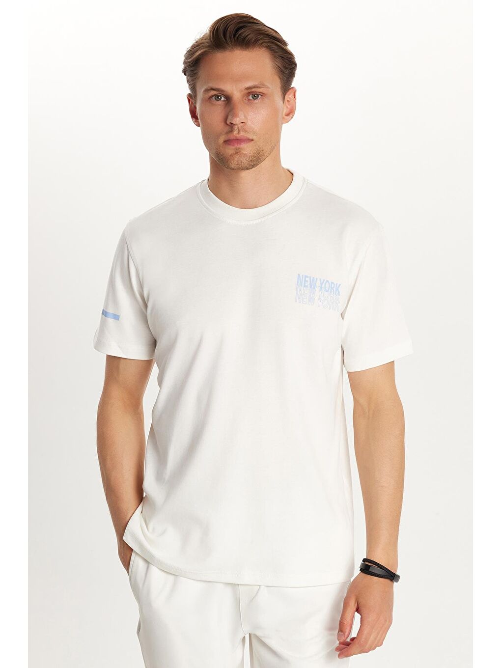 Erkek Slim Fit Dar Kesim Pamuklu Düz Basic Baskılı Bisiklet Yaka Beyaz Tişört-3