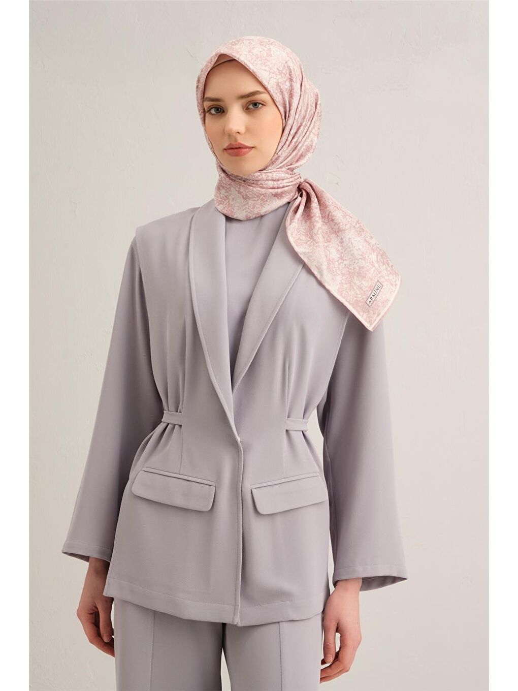 Pembe Çiçek Desenli Saf İpek Sura Eşarp 9311 86