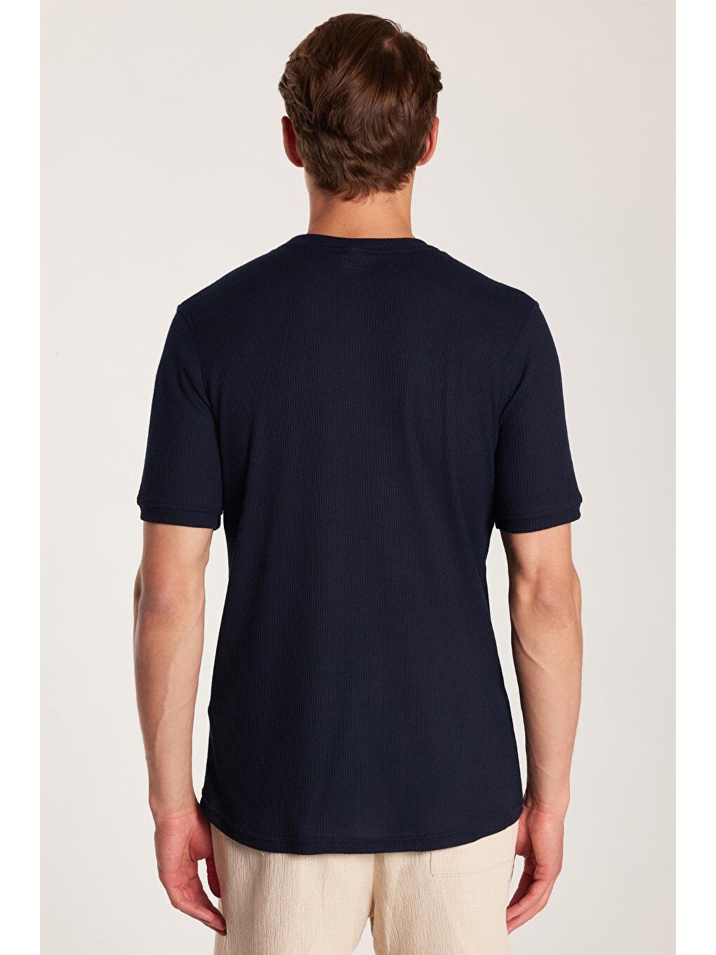 Erkek Standart Fit Pamuklu Düz Basic Bisiklet Yaka Baskılı Lacivert Tişört-4