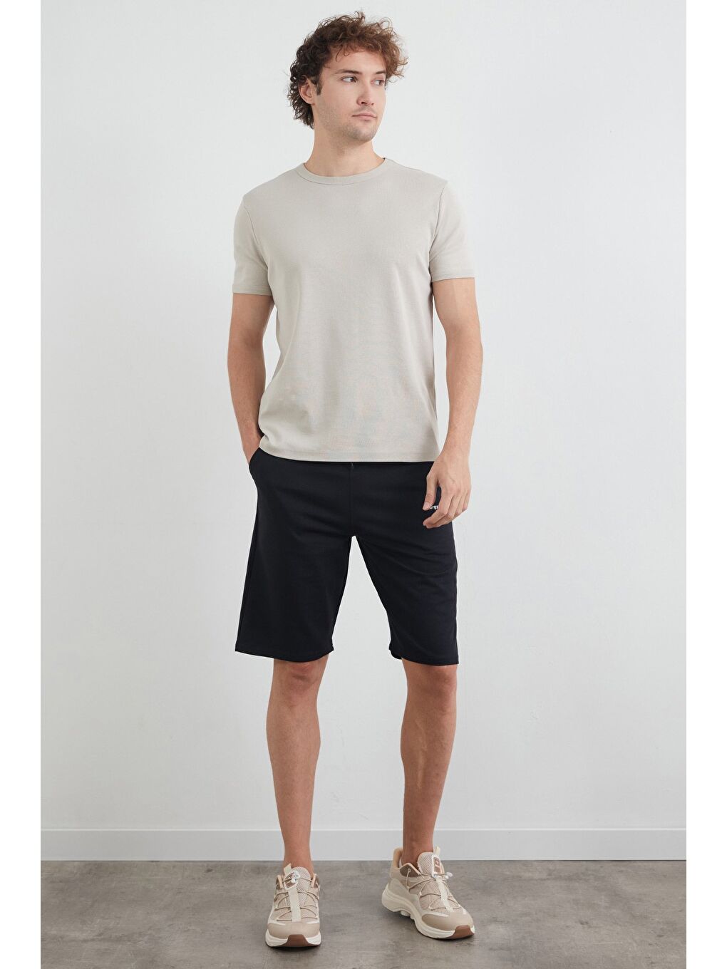 Lacivert Energy Zone Baskılı Çift Cepli Şort