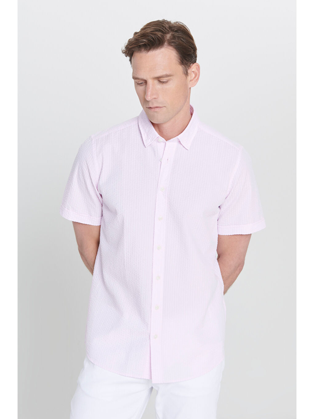 Erkek Pembe Slim Fit Dar Kesim Gizli Düğmeli Yaka %100 Pamuk Gofre Desenli Gömlek-3