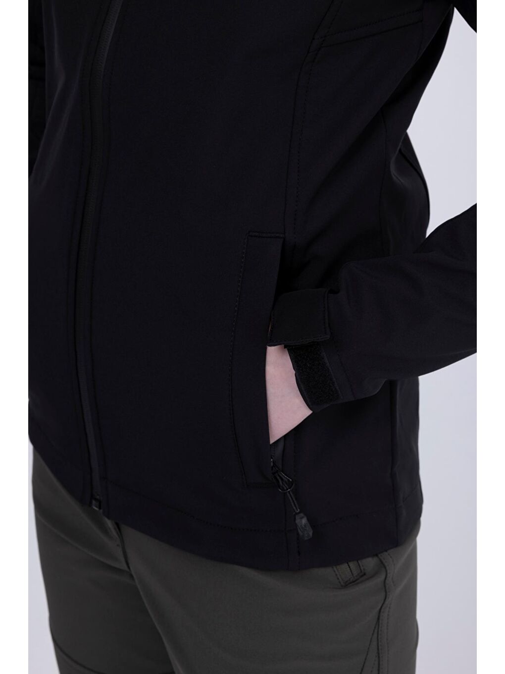 Bianca İnce Softshell Kadın Ceket Siyah-2