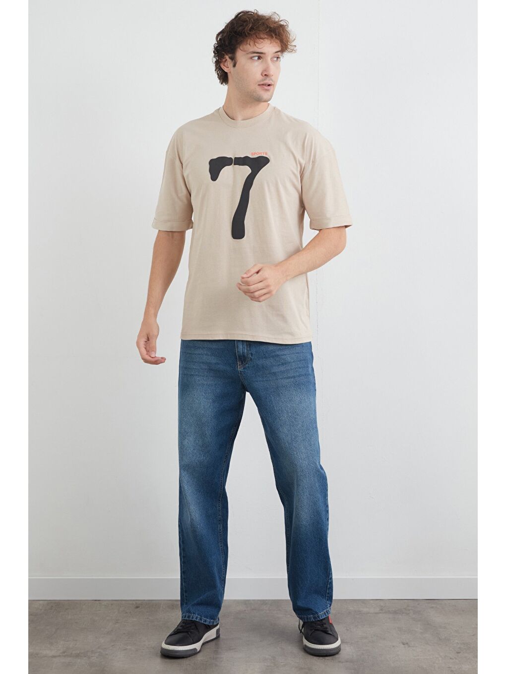 Bej Sports 7 Baskılı Oversize Tişört-1