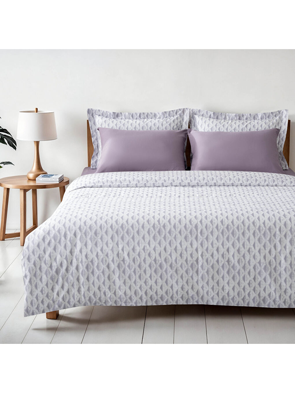 Tria Çift Kişilik Nevresim Takımı %100 Pamuk 210 TC 83 Tel Saten Digital Baskılı Lila 200x220 Cm