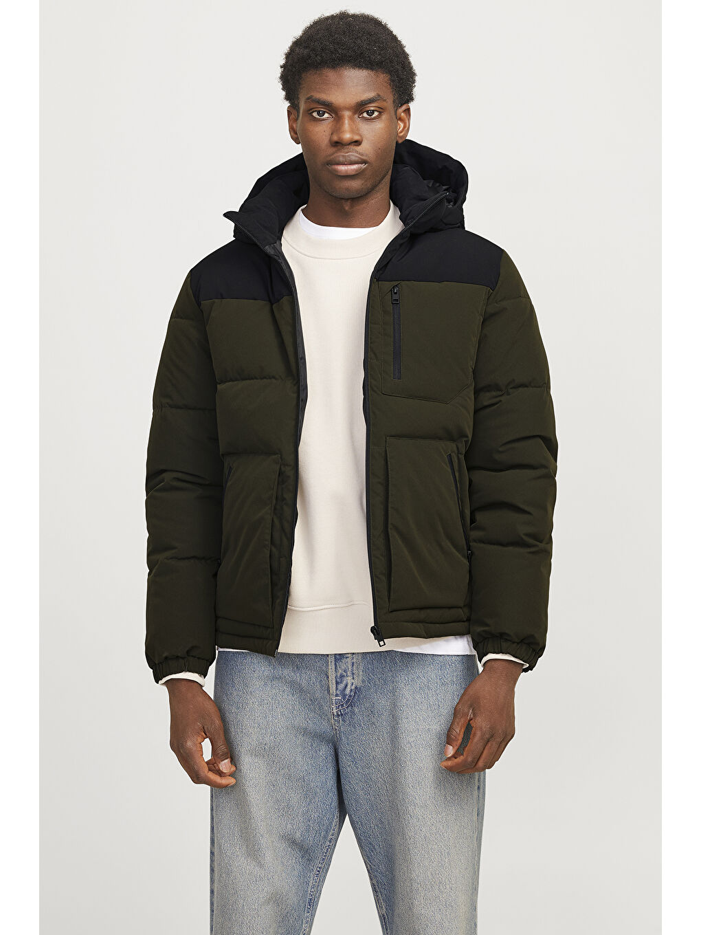 Jack & Jones Haki Essentials Jjeotto Regular Fit Rüzgar Geçirmez Kapüşonlu Kısa Erkek Şişme Mont 12258416